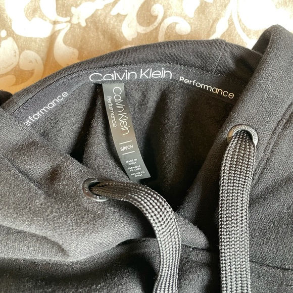 Calvin Klein Performance Cropped Sweater - Picture 3 of 4